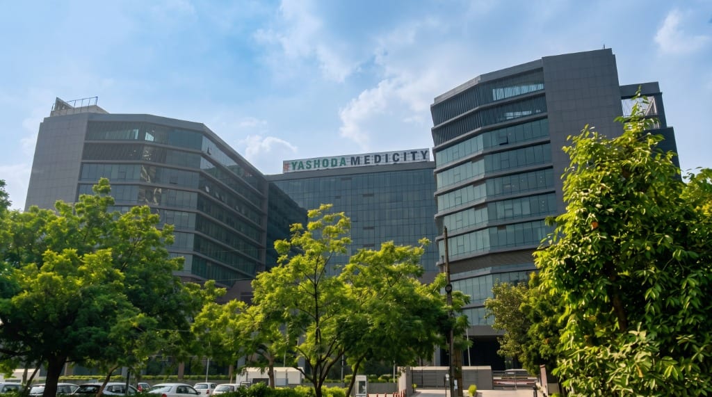 Yashoda Medicity quaternary care hospital campus exterior in Indirapuram, Delhi NCR